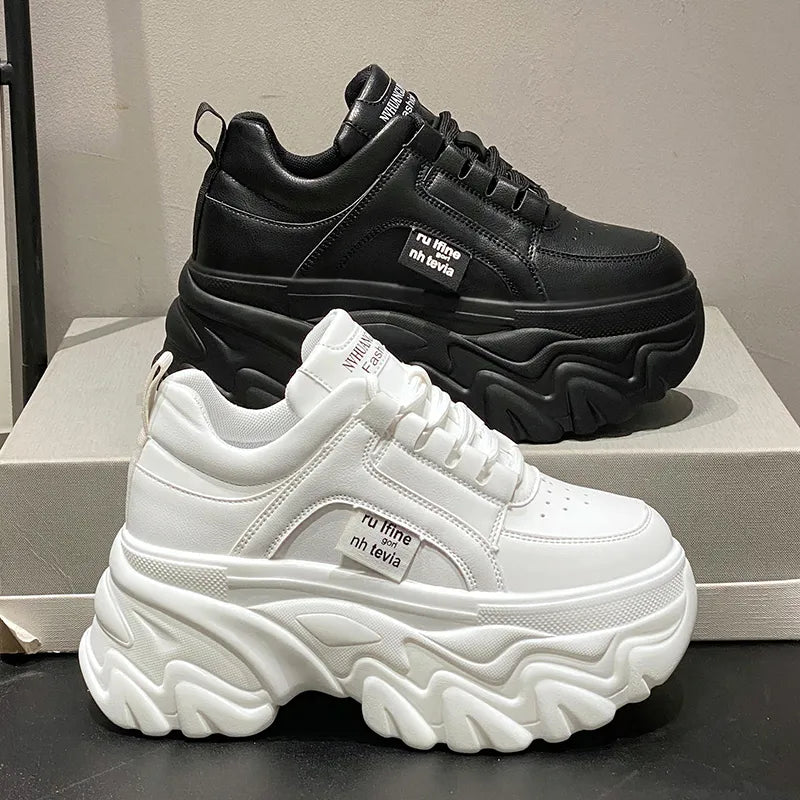 TENIS CON PLATAFORMA,