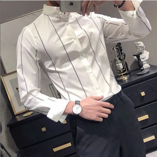 CAMISA A RAYAS ESTILO CLASICO, CUELLO POLO.